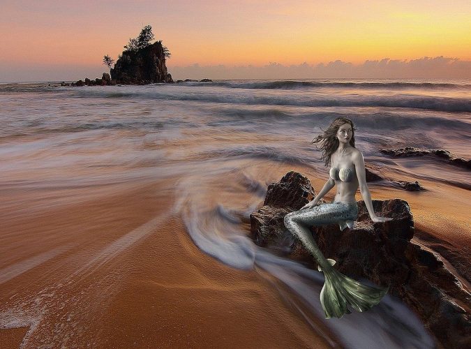 AndyFaeth@pixabay.com - mermaid-2494555_1280.jpg